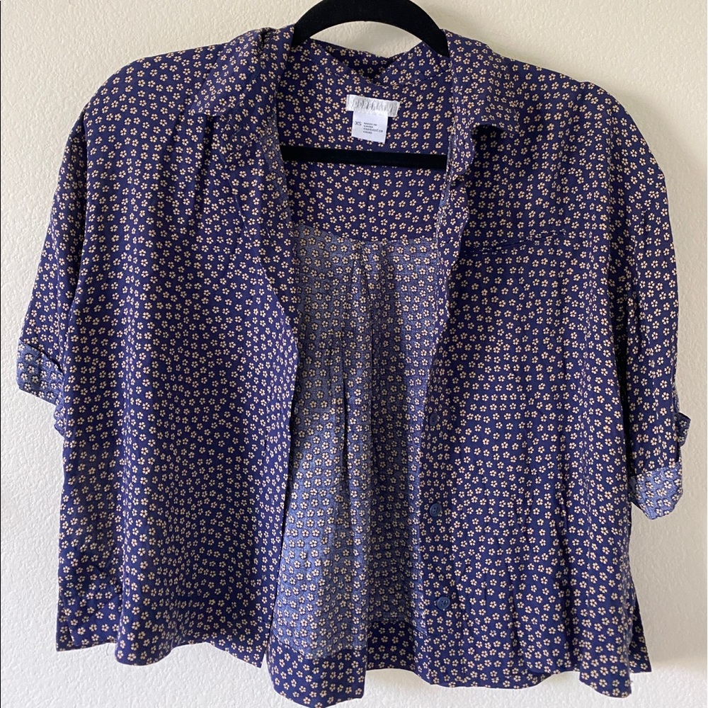 Urban Outfitters Floral 90’s Short-Sleeve Shirt